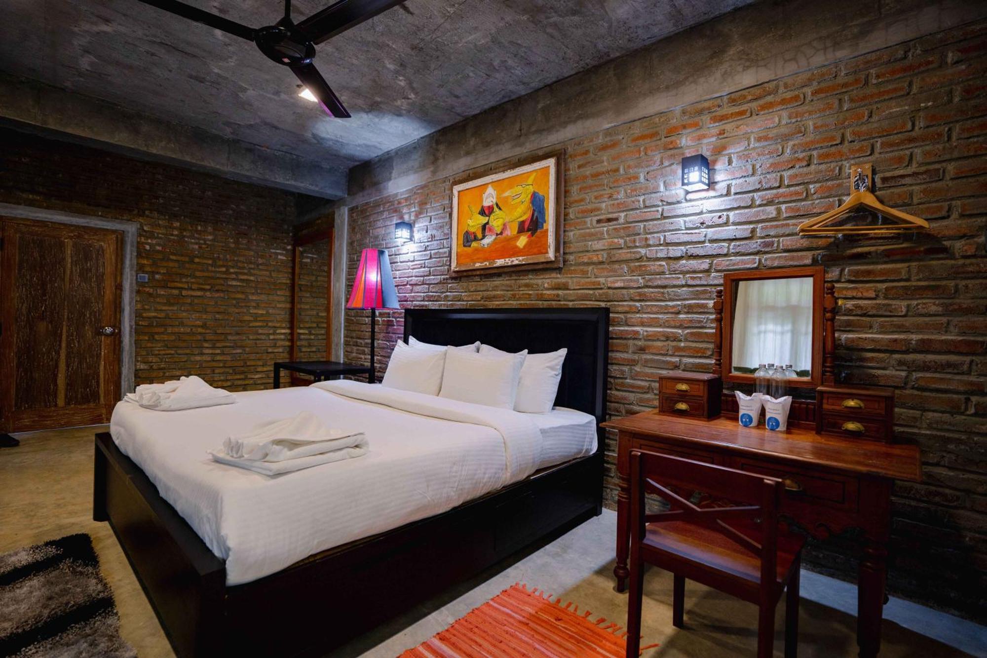 Aayu Hanthana Boutique Hotel キャンディー エクステリア 写真