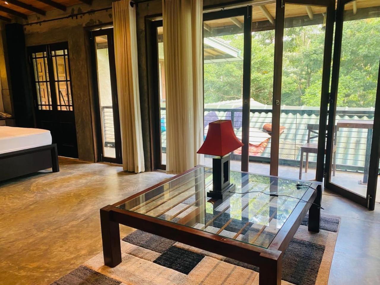 Aayu Hanthana Boutique Hotel キャンディー エクステリア 写真