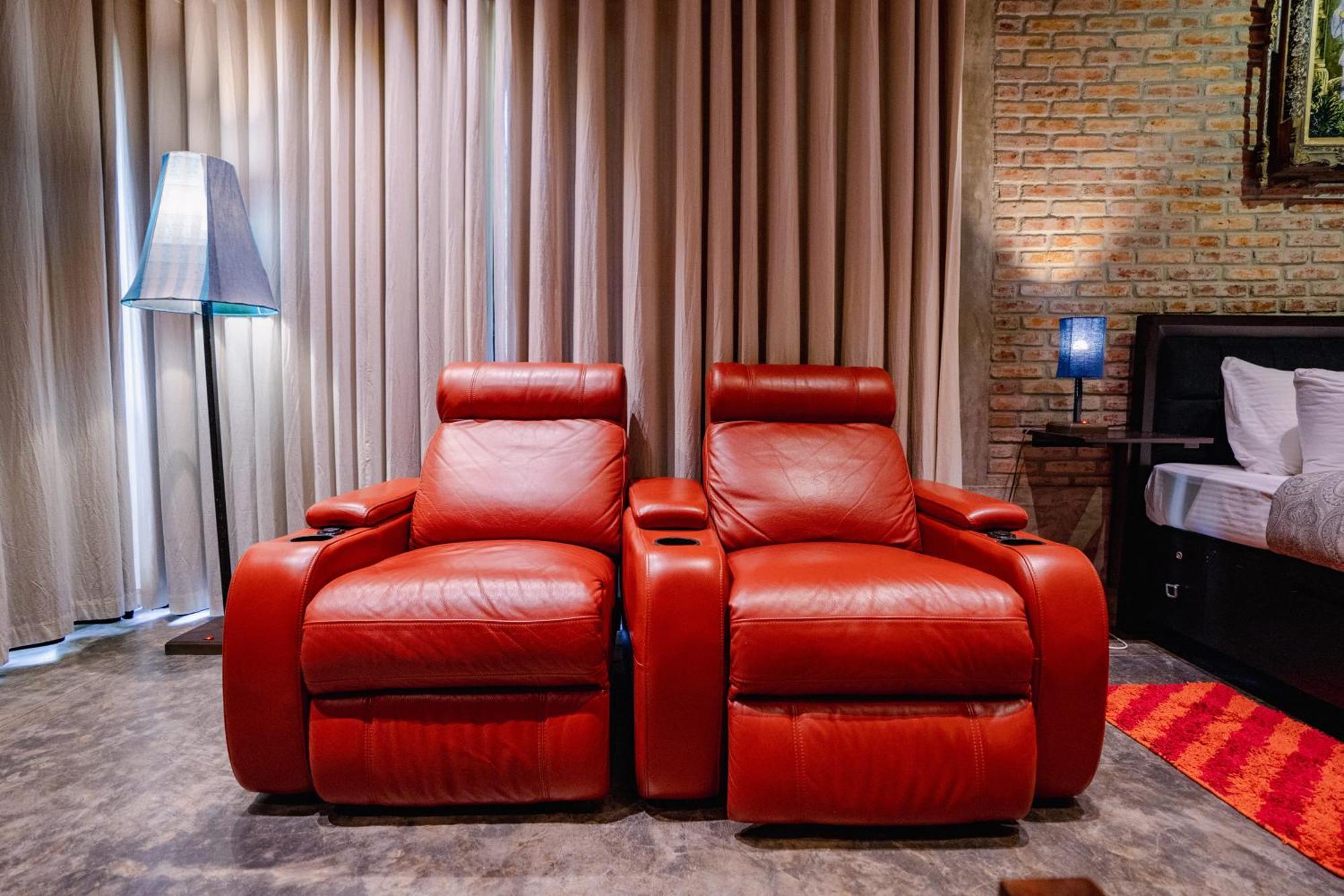 Aayu Hanthana Boutique Hotel キャンディー エクステリア 写真