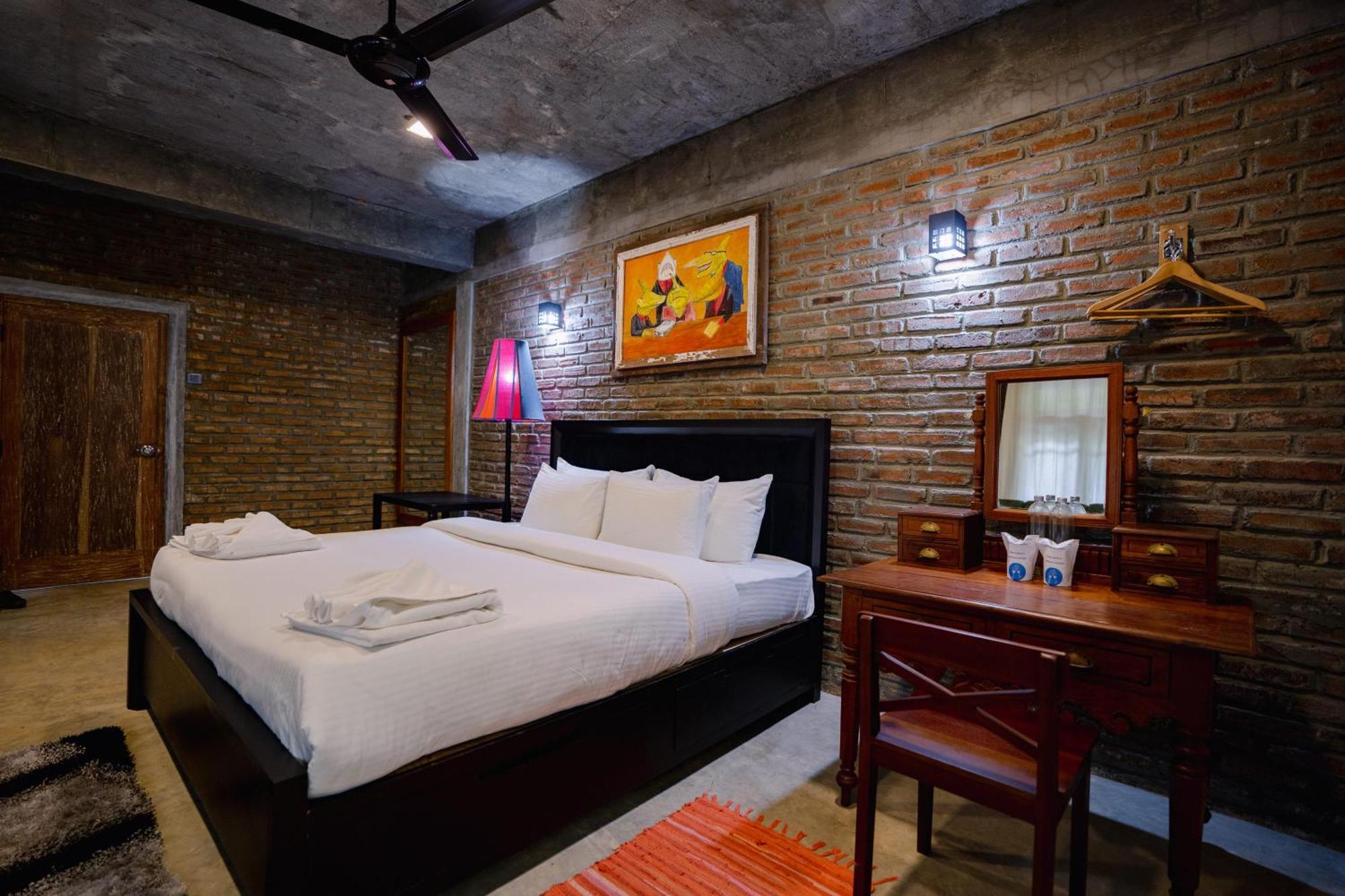Aayu Hanthana Boutique Hotel キャンディー エクステリア 写真